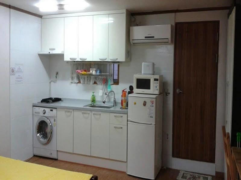 Alpha Guesthouse Сеул Экстерьер фото